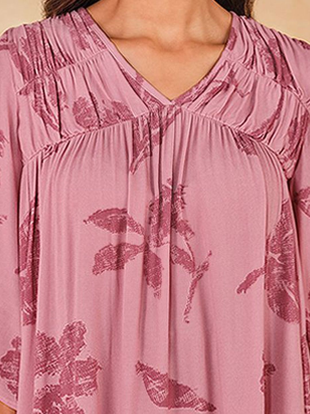 AND Print Tie-Up Neck Kimono Sleeve Top