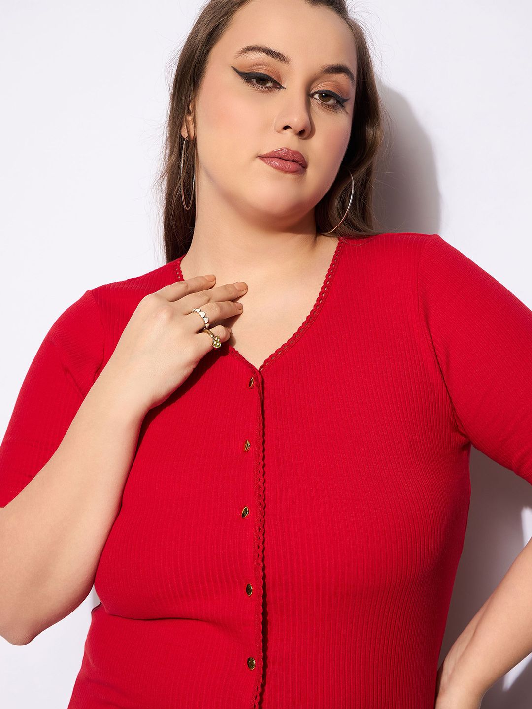 SASSAFRAS Curve Women Plus Size Shirt Style Top