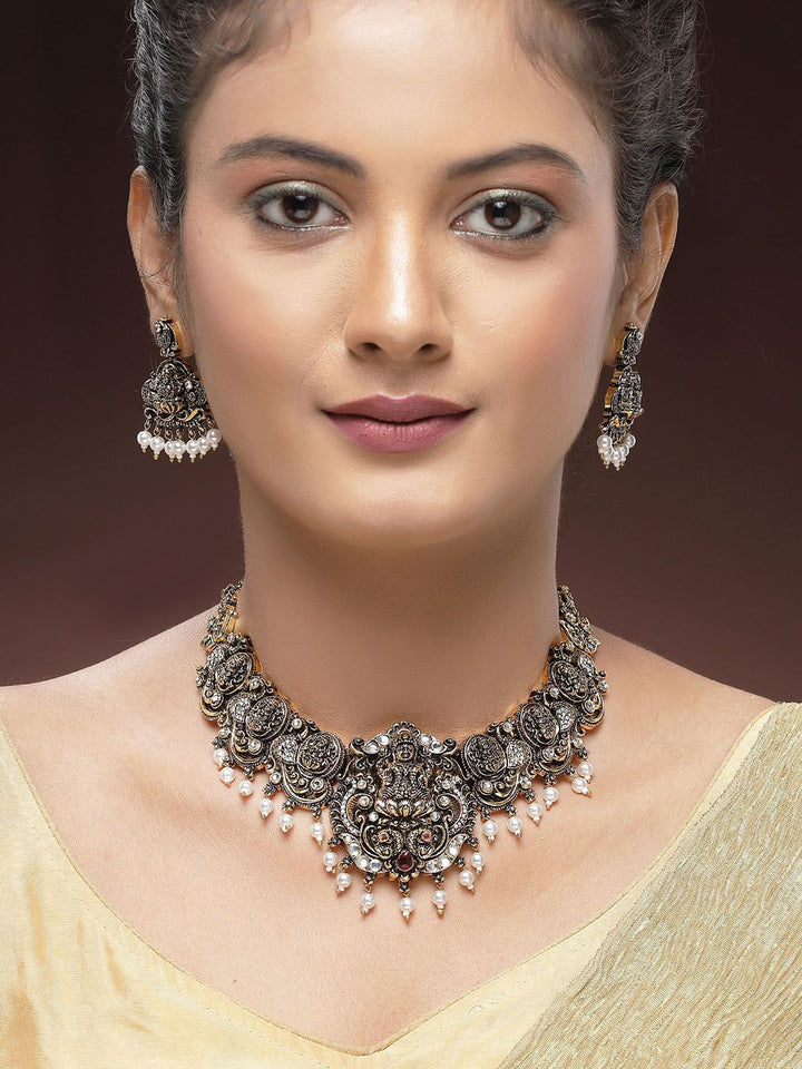 KARATCART Gold-Plated Artificial Stone-Studded & Beaded Laxmi Mata Temple Jewellery Set