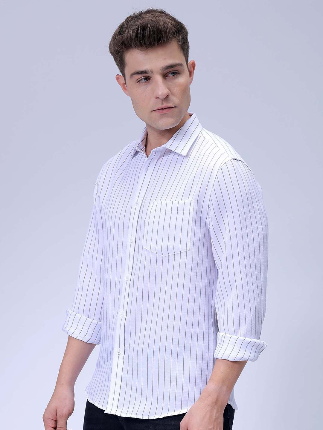 The Indian Garage Co Men Slim Fit Spread Collar Vertical Striped Casual Shirt