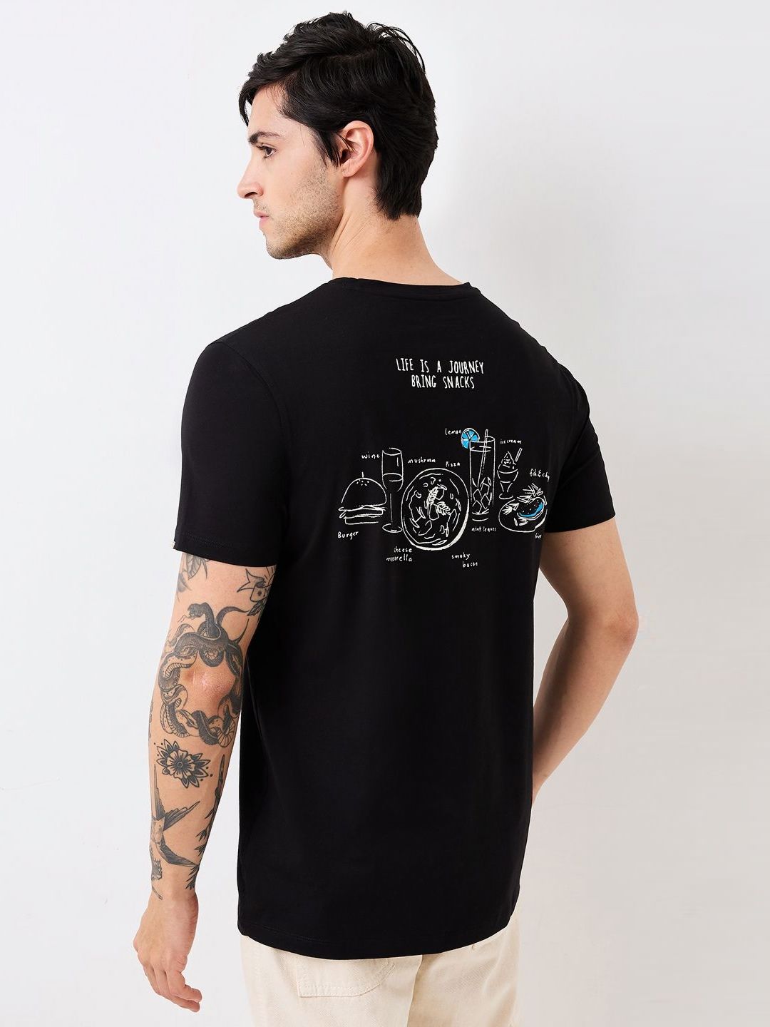 SPYKAR Men Graphic Printed Round Neck Cotton Slim Fit T-shirt