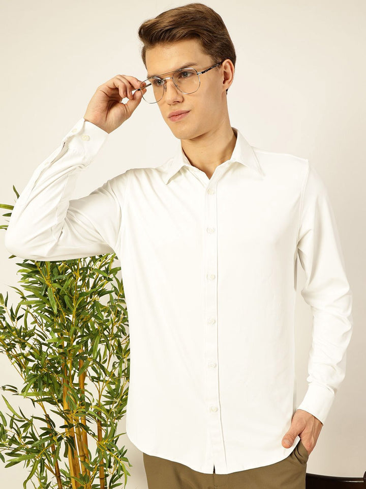 Thomas Scott Men Premium Spread Collar Solid Slim Fit Casual Shirt
