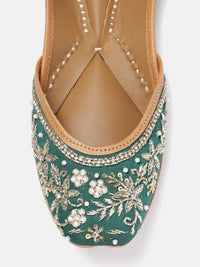 House of Pataudi Floral Embroidered Ethnic Mojaris