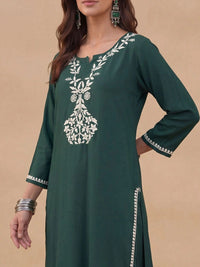 Rumah Chikankari Kurta Chikankari Biasa Wanita dengan Seluar