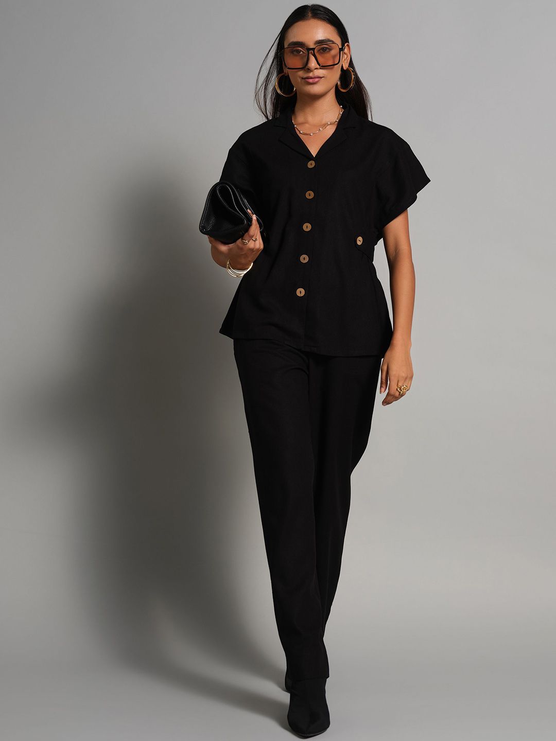AND Notch Lapel Collar Shirt With Trousers