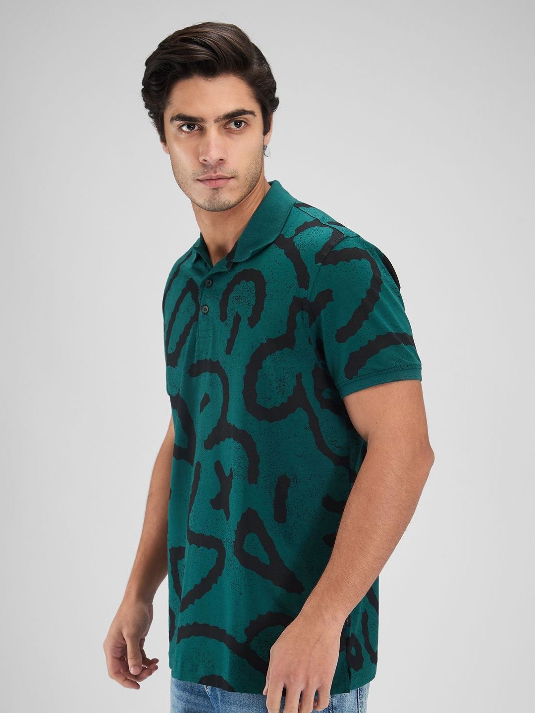 SPYKAR Men Typography Printed Polo Collar Pockets Slim Fit T-shirt