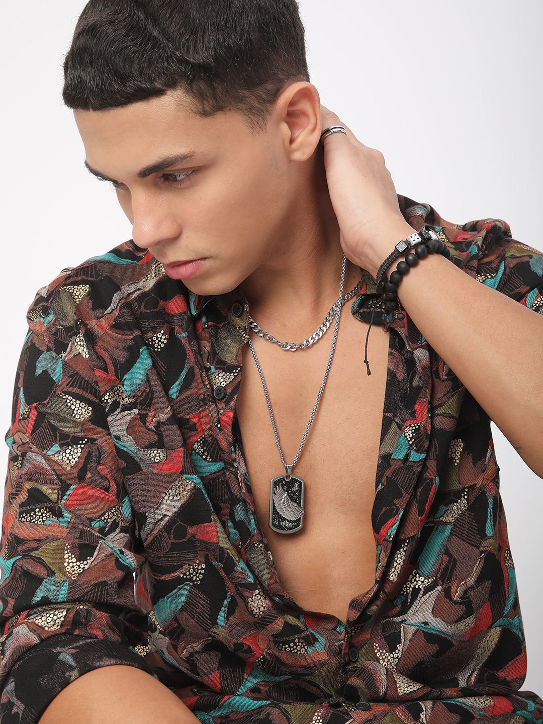 VASTRADO Men Abstract Printed Classic Slim Fit Opaque Cotton Casual Shirt