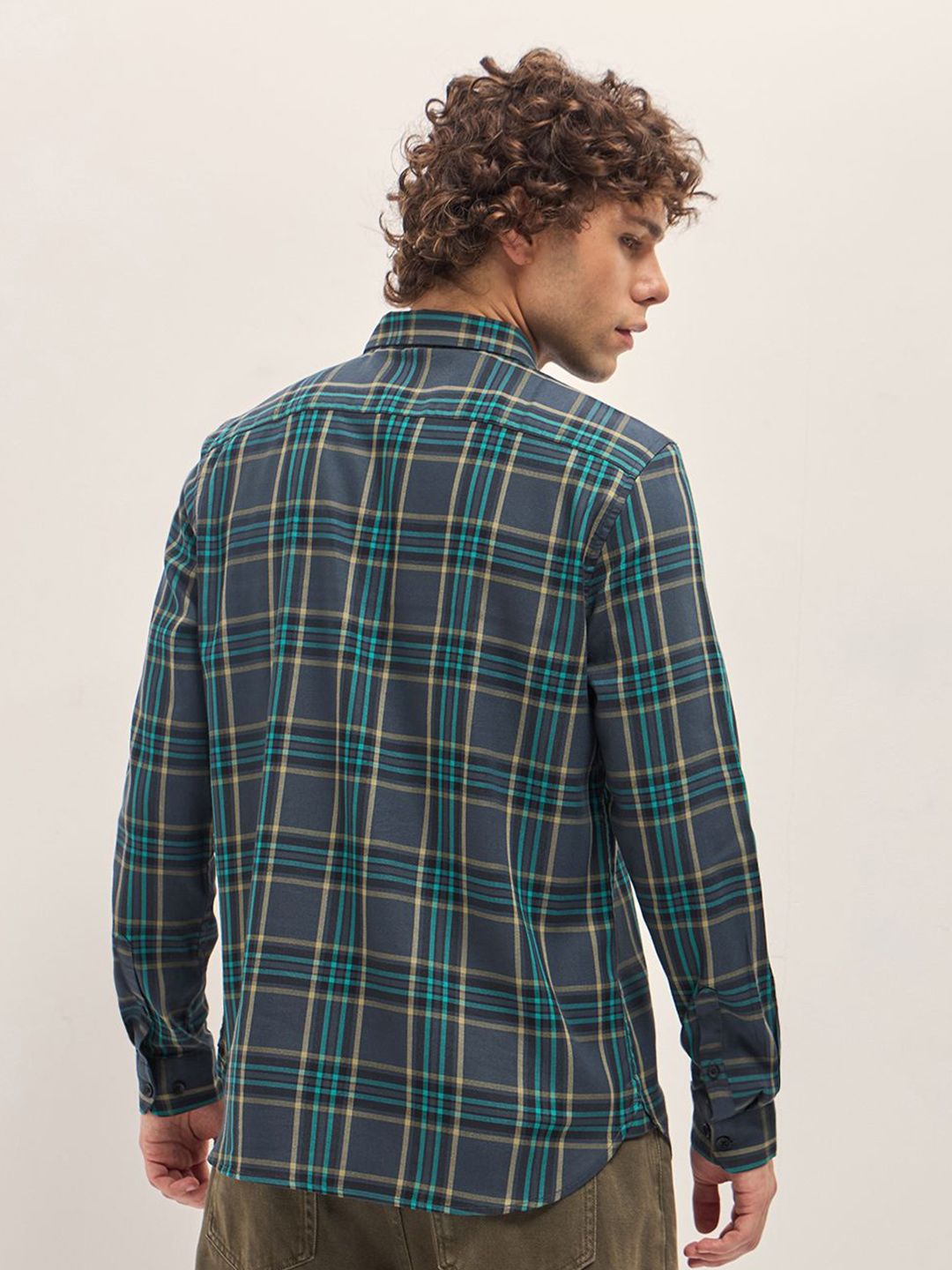 THE BEAR HOUSE Men Spread Collar Tartan Checked Cotton Slim Fit Casual Shirt