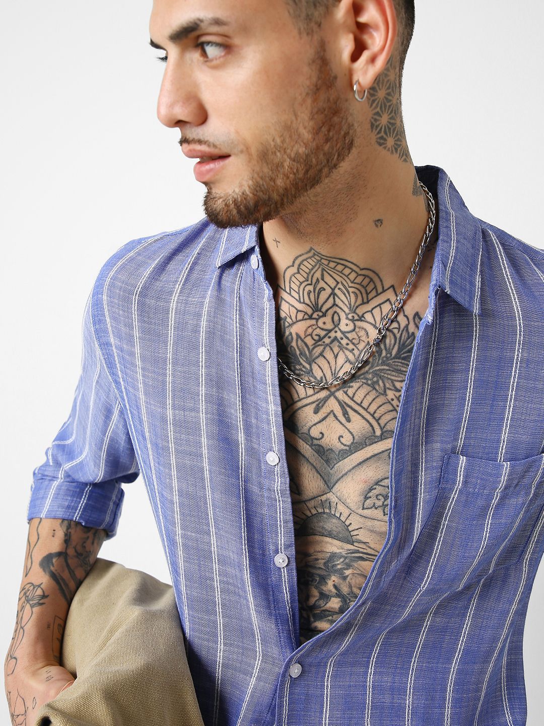VASTRADO Men Classic Slim Fit Vertical Striped Pure Cotton Casual Shirt
