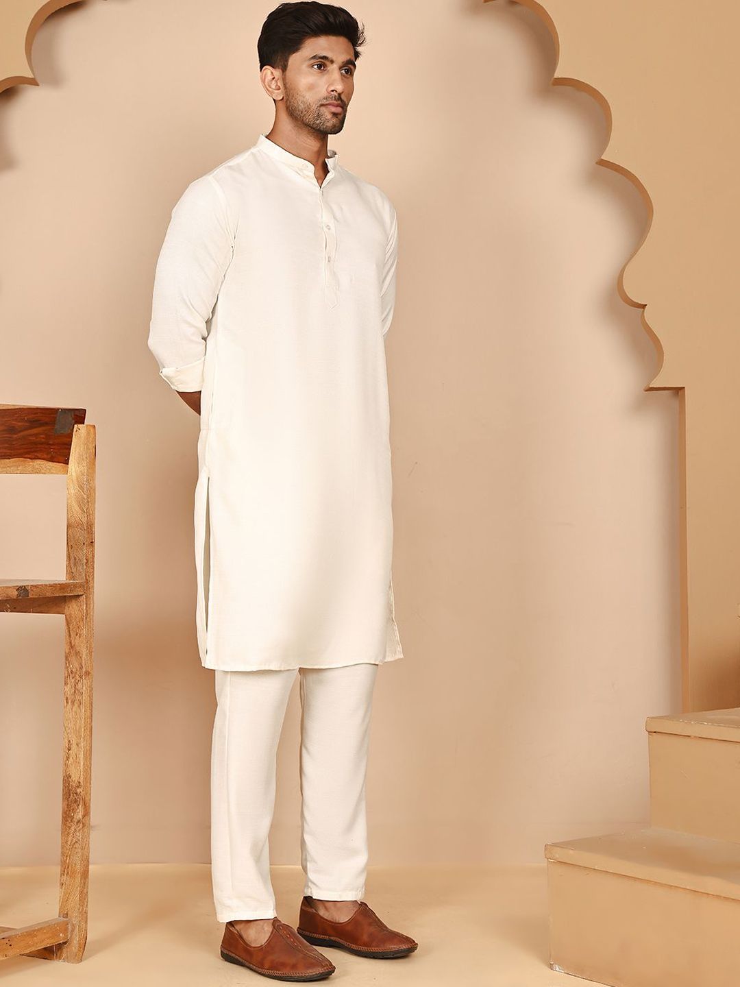 Jompers Men Solid Kurta with Pyjama