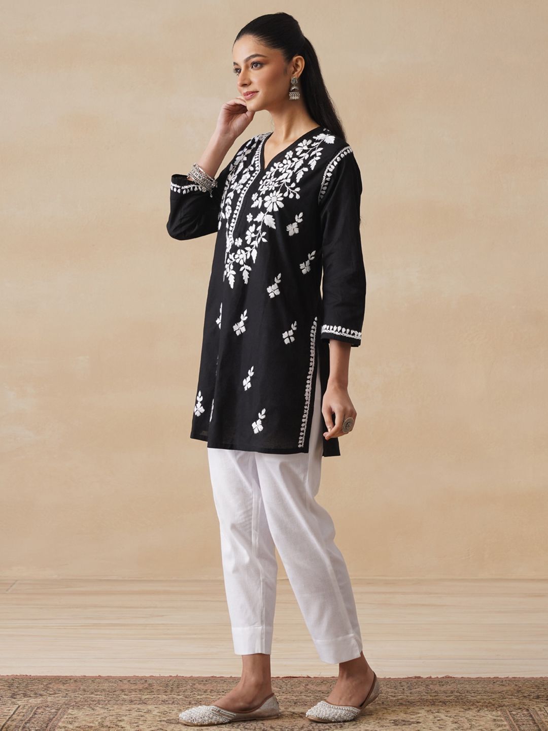 Rumah Chikankari Wanita Kapas Hitam Chikankari Sulam Kurti