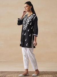House of Chikankari Women Black Cotton Chikankari Embroidered Kurti