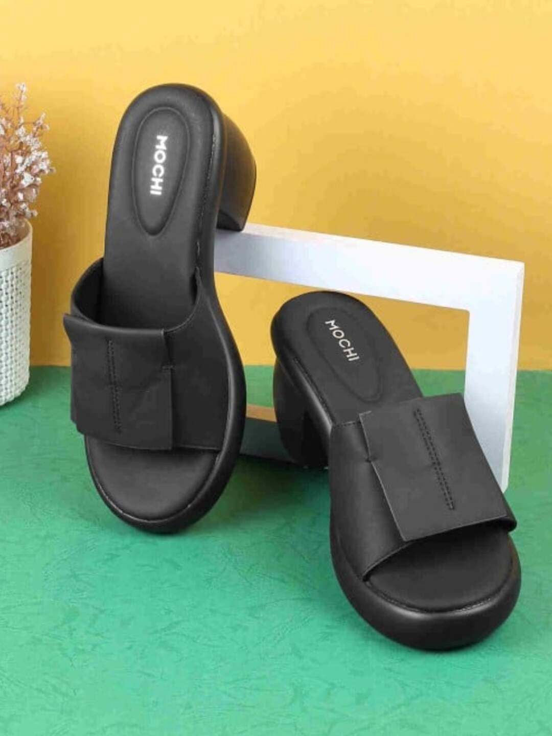 Mochi Textured Block Sandals