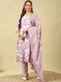 Mamicha Women Floral Printed Regular Thread Work Pure Cotton Kurta with Trousers & With Dupatta