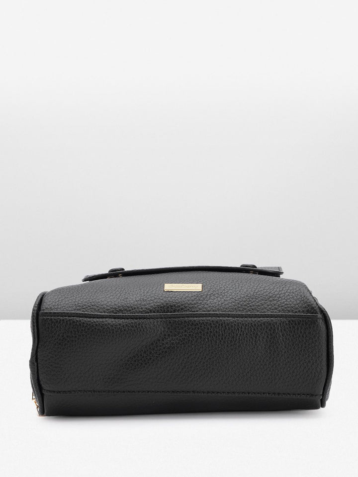 DressBerry Textured Structured Handheld Bag