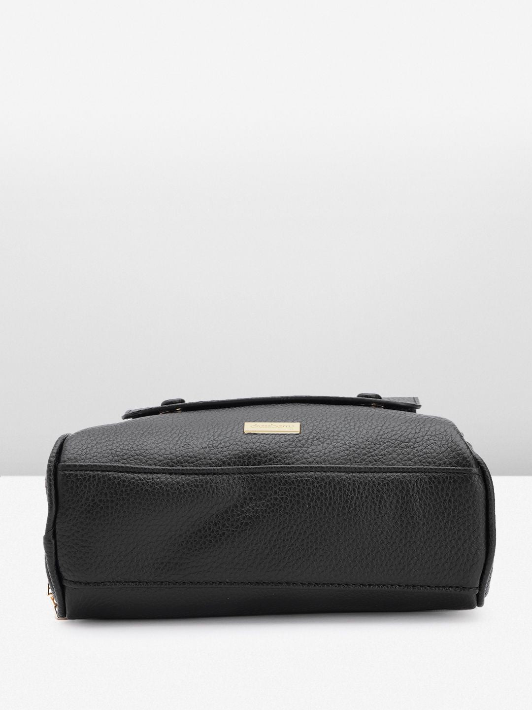 DressBerry Textured Structured Handheld Bag