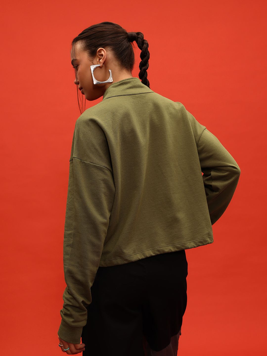 DressBerry Drop-Shoulder Relaxed Sweatshirt