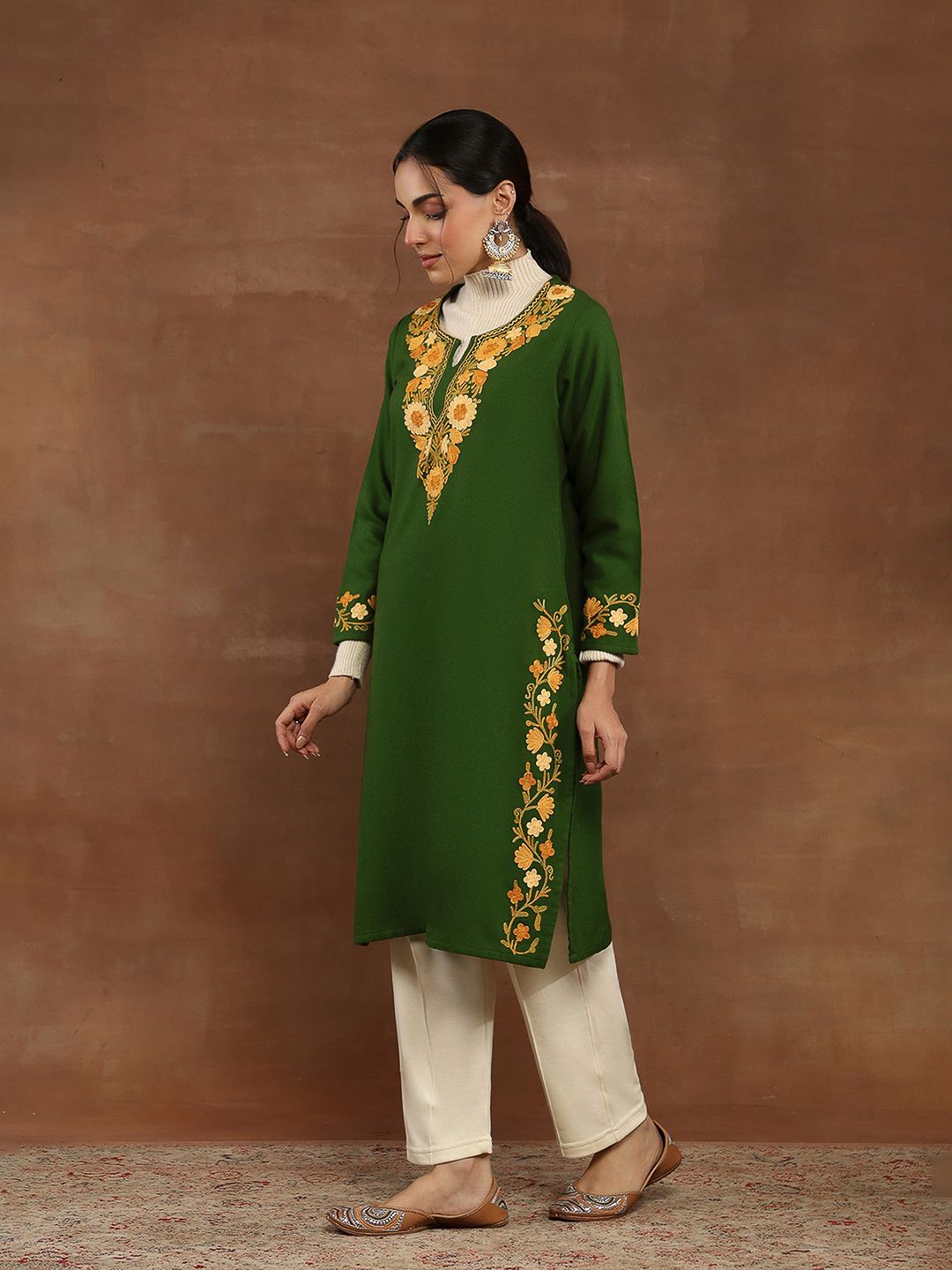 House of Chikankari Women Green Woolen Aari Sulam Kurta