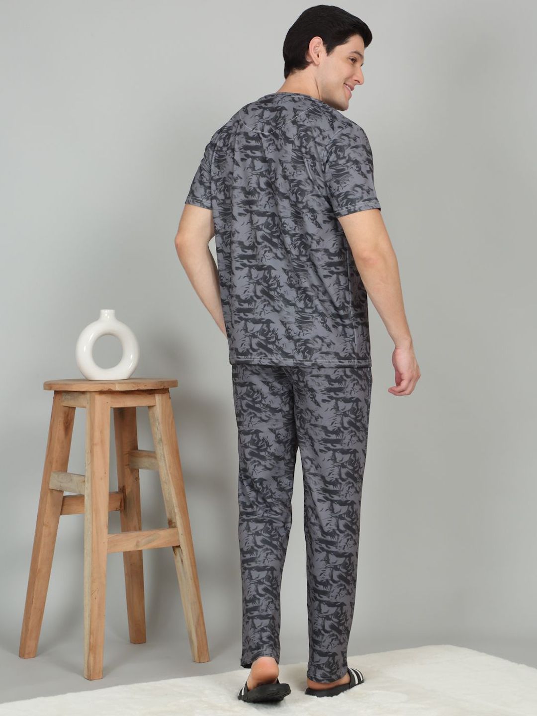 Sweet Dreams Men Abstract Printed Night suit