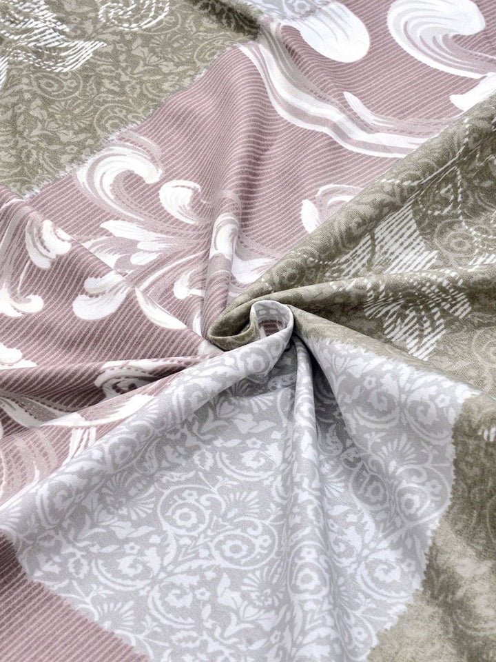 KLOTTHE Pink & White Printed 300 TC King Bedsheet With 2 Pillow Covers- 2.5 m x 2.25 m