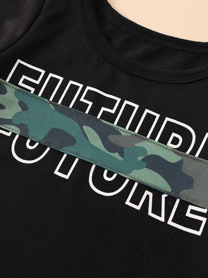 YK Boys Printed T-shirt With Trousers Clothing Set