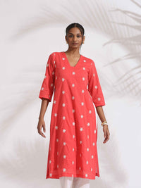 trueBrowns Women Floral Embroidered Regular Thread Work Pure Cotton Kurta with Trouser