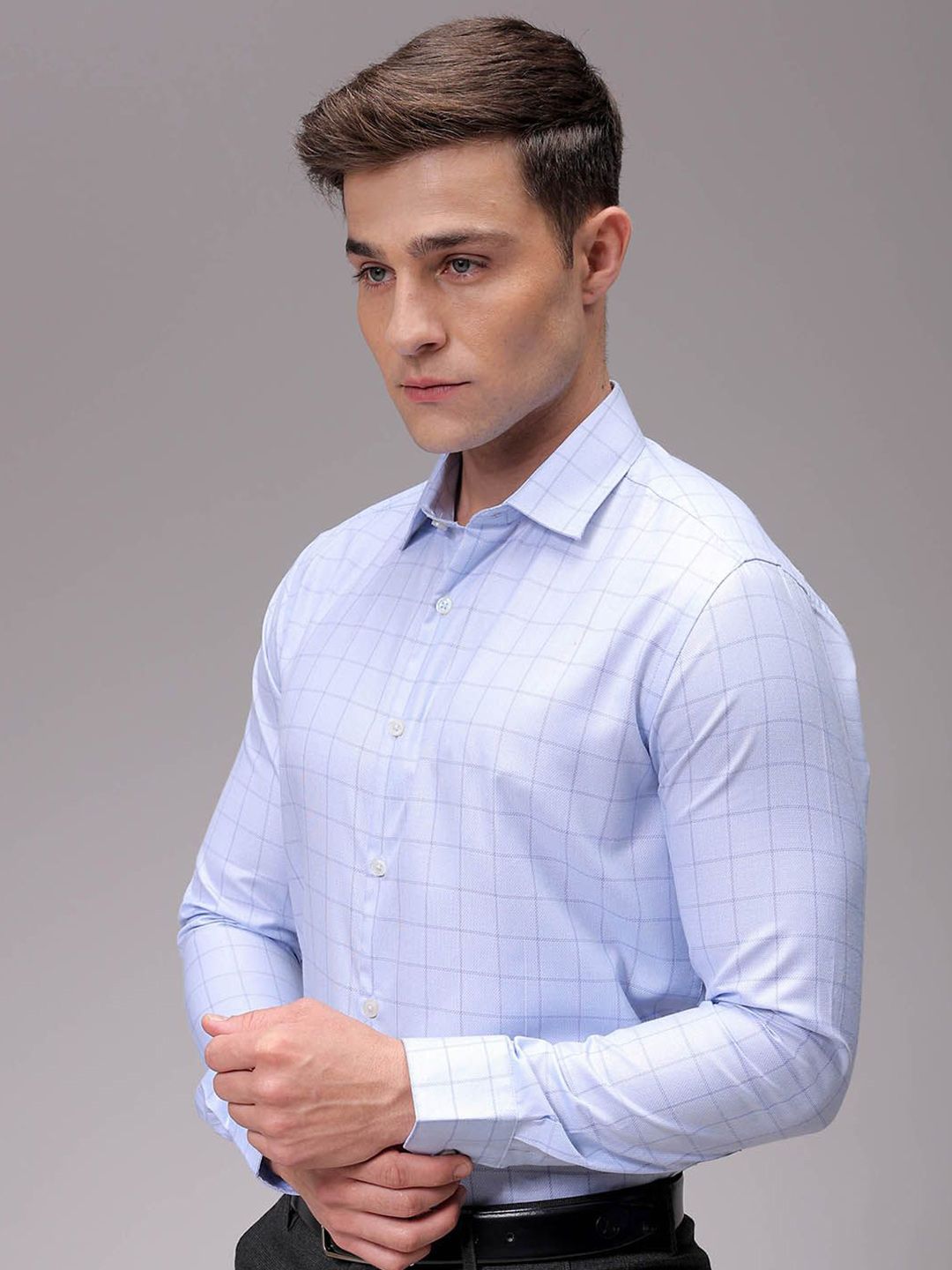 The Indian Garage Co. X Luxe Men Slim Fit Opaque Checked Formal Shirt