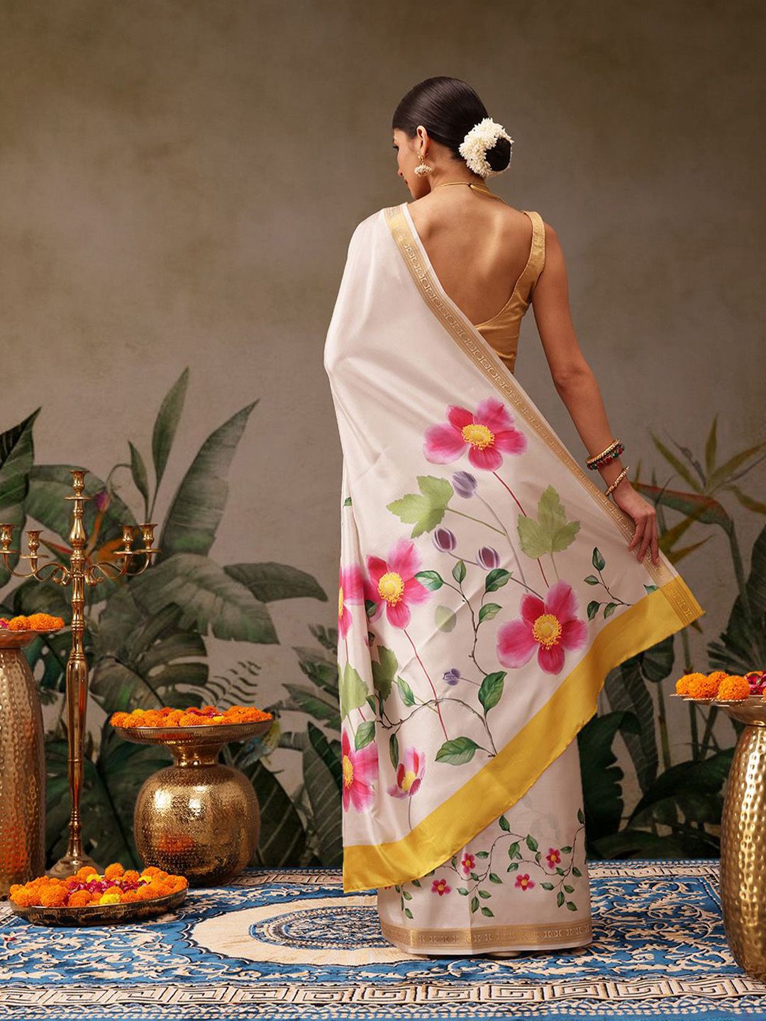 Silk Land Onam Special Floral Printed Kasavu Silk Saree