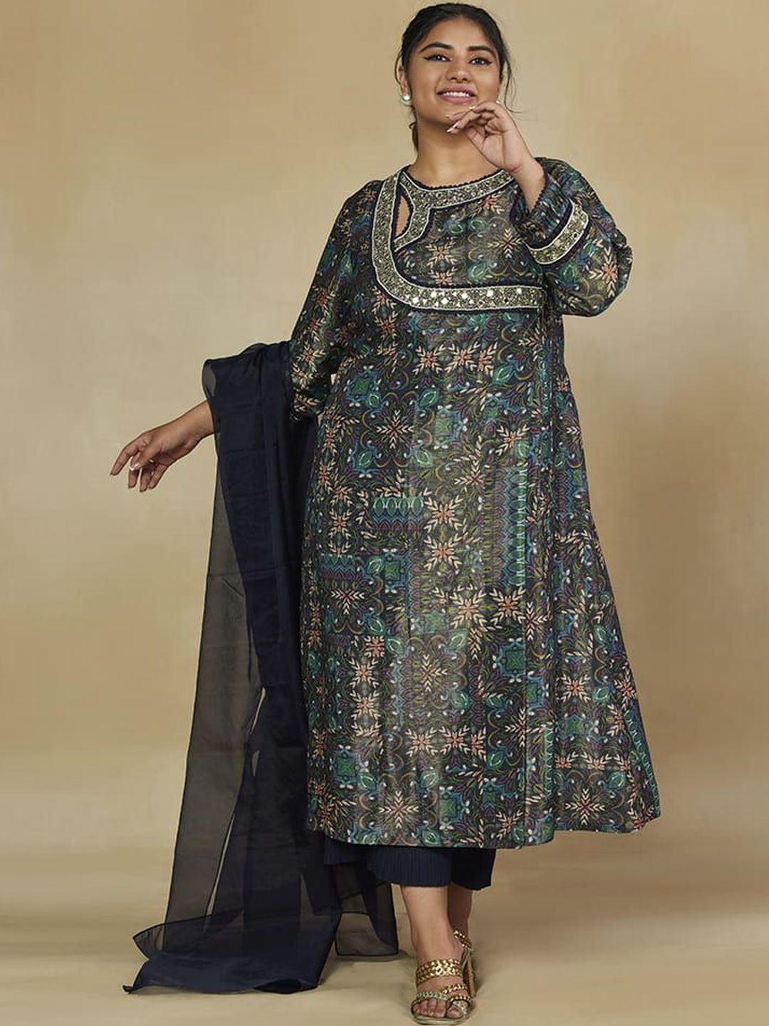 Mamicha Printed Round Neck Kurta Set