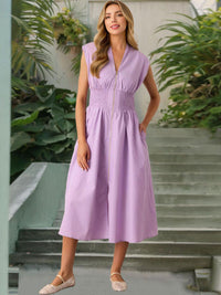 Semua Mengenai Anda Wanita V-Neck Fit & Flare Midi Dress