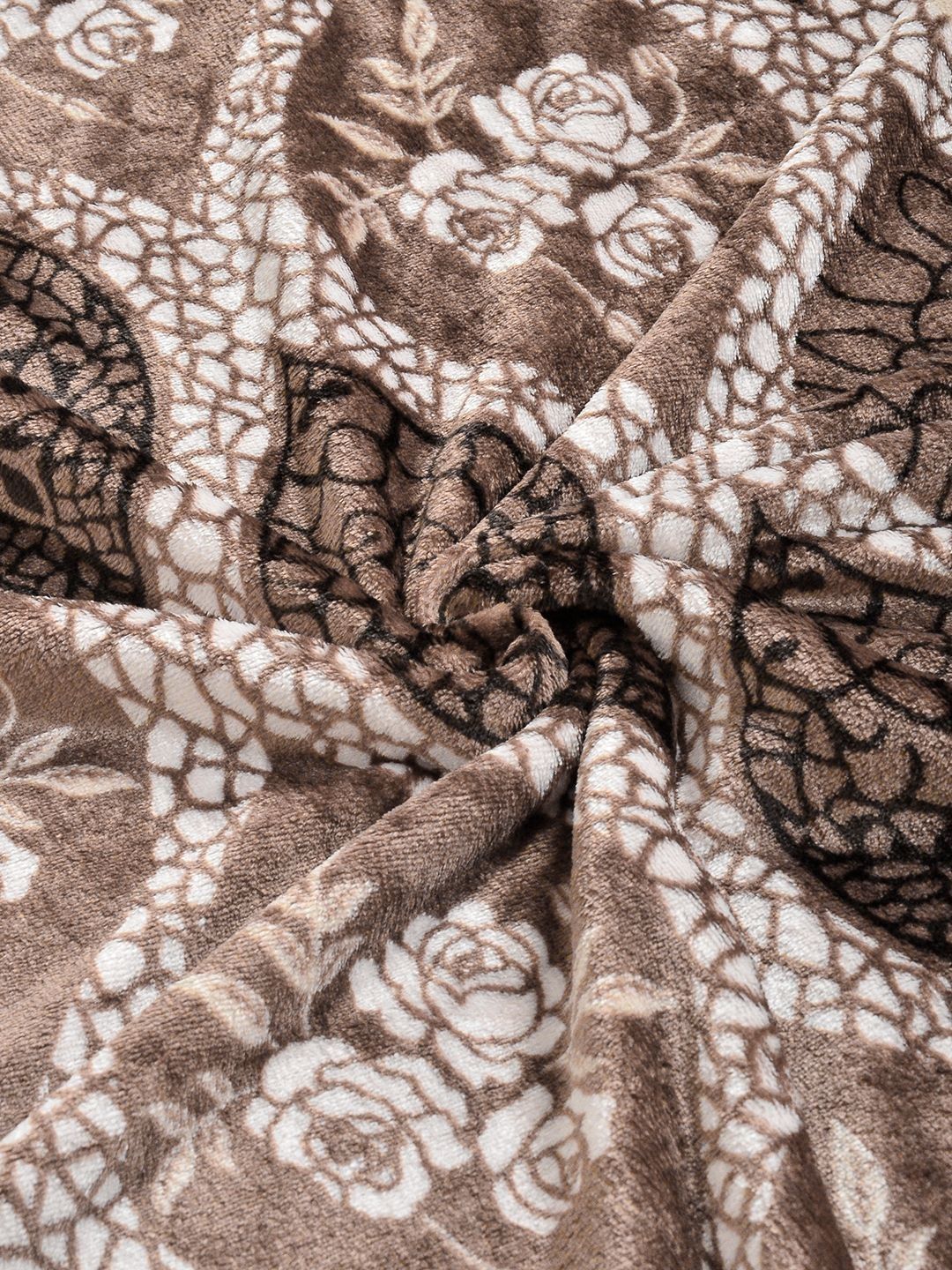 KLOTTHE Coklat Geometric Printed Dilengkapi 300 TC Woolen Bedsheet King & 2 Sarung Bantal
