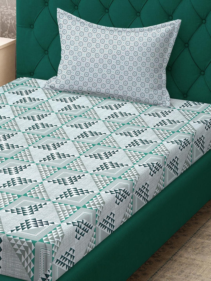 KLOTTHE Green Geometric Cotton Single Bedsheets