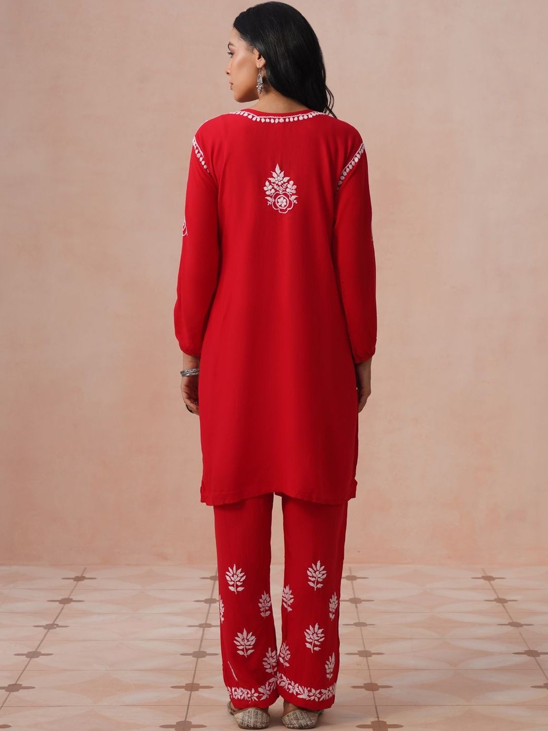 House of Chikankari Women Regular Chikankari Kurta with Trousers