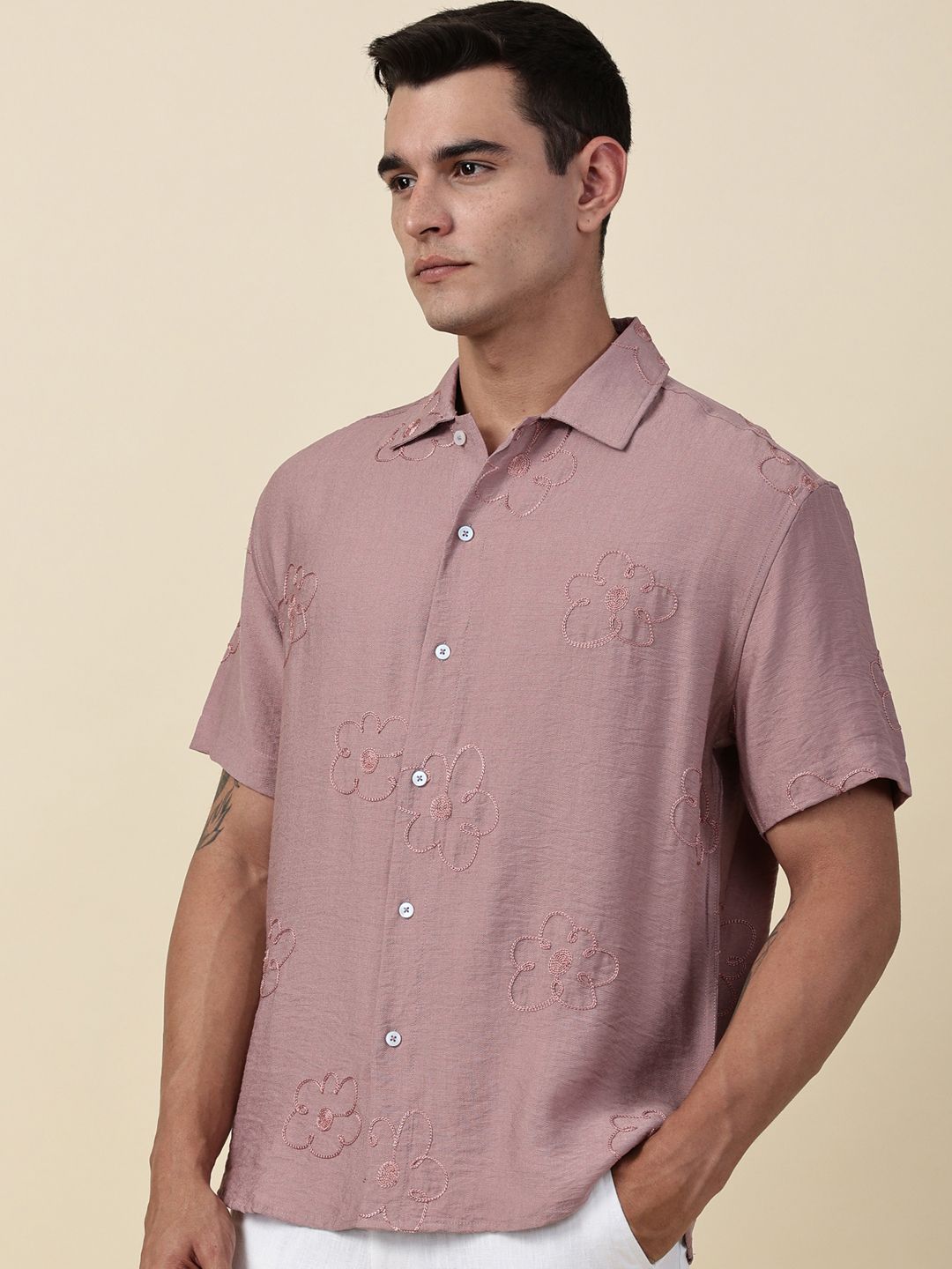 Thomas Scott Men Embroidered Regular Fit Casual Shirt