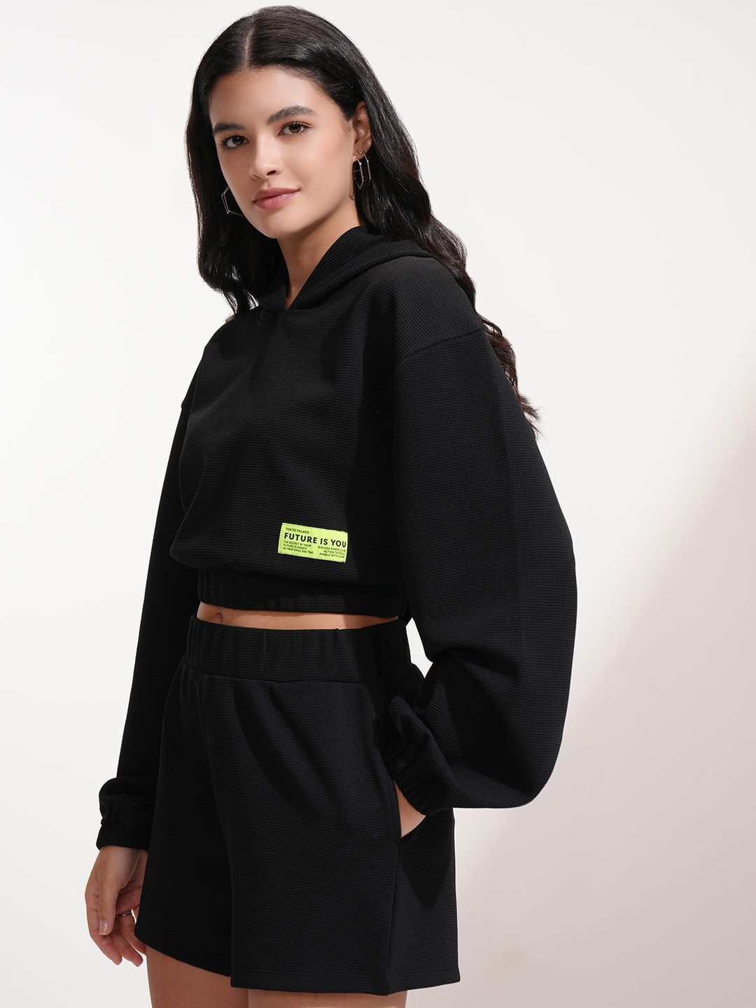 ESPYR By Tokyo Talkies Hooded Self Design Sweatshirt With Shorts