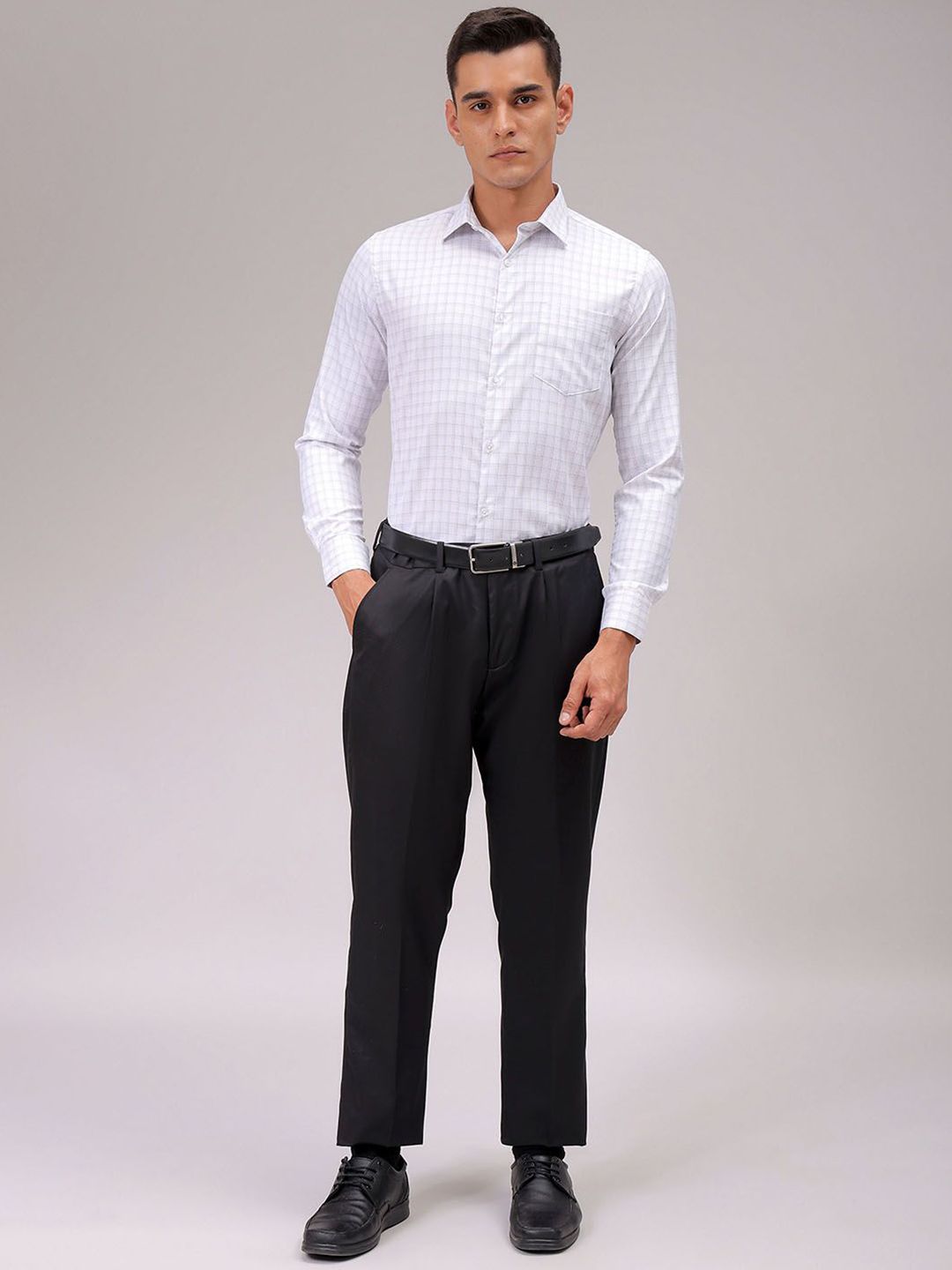 The Indian Garage Co. X Luxe Men Cutaway Collar Checked Slim Fit Formal Shirt