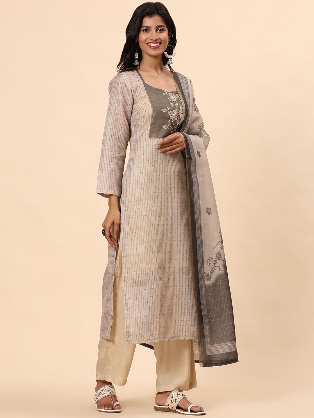Mamicha Women Floral Embroidered Regular Pure Cotton Kurta with Palazzo & Dupatta
