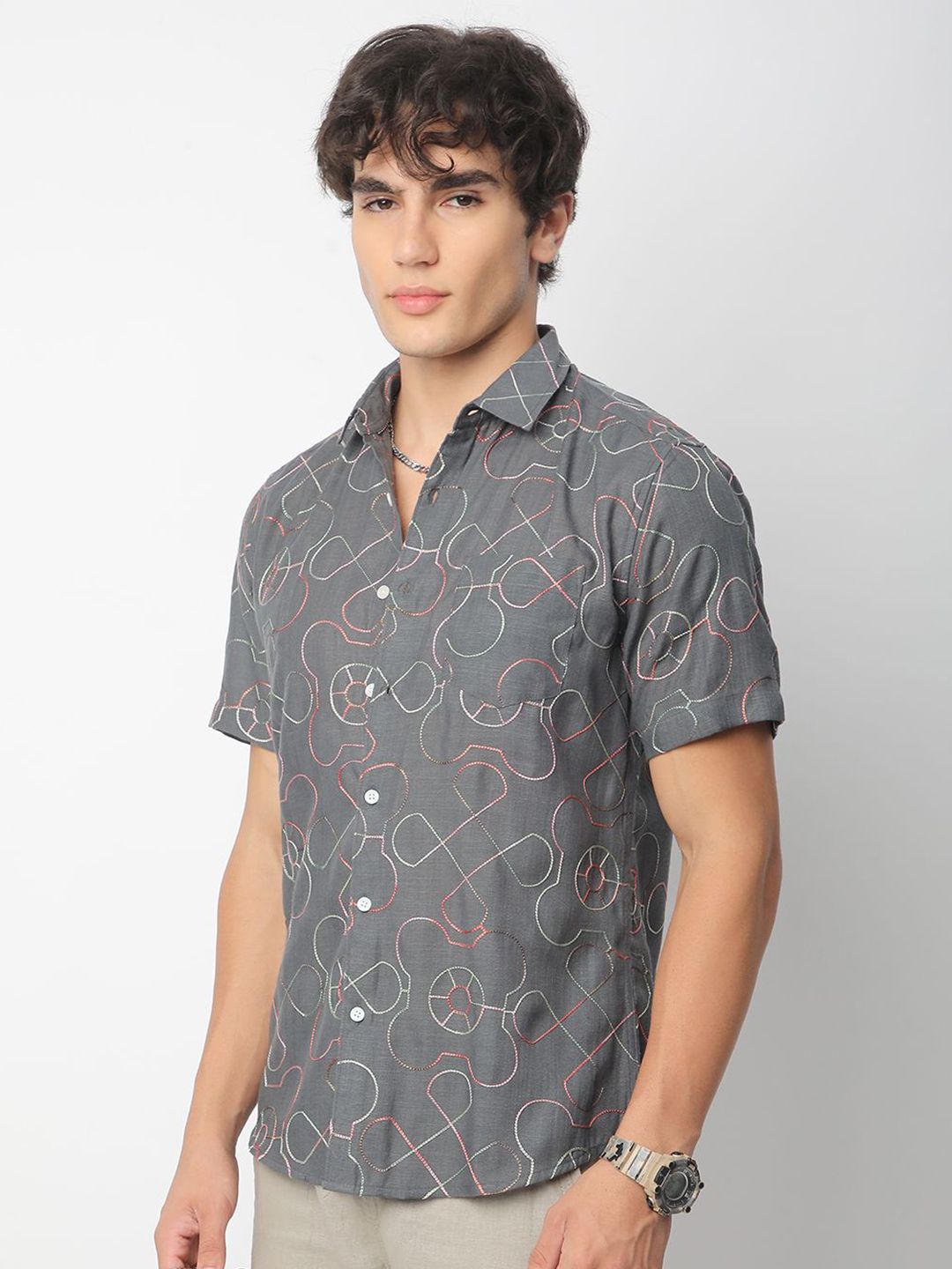 VASTRADO Men Classic Spread Collar Geometric Self Design Cotton Slim Fit Casual Shirt