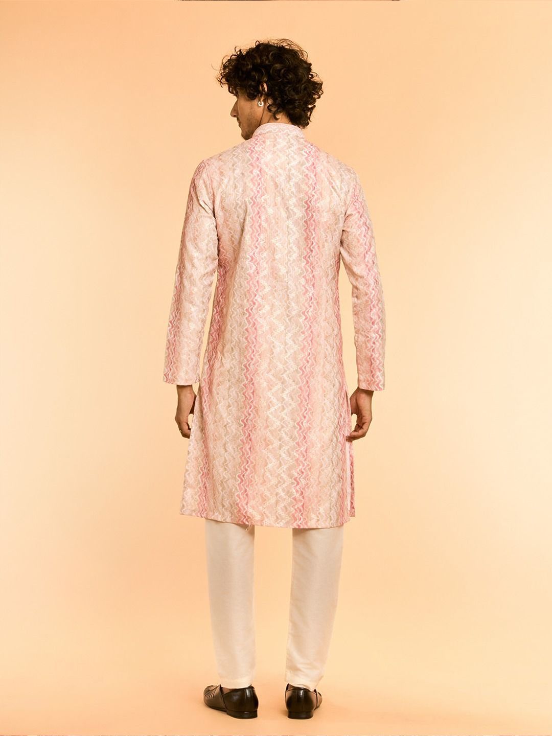 Diwas by Manyavar Geometric Printed Sequinned Mandarin Collar Cotton Straight Kurta