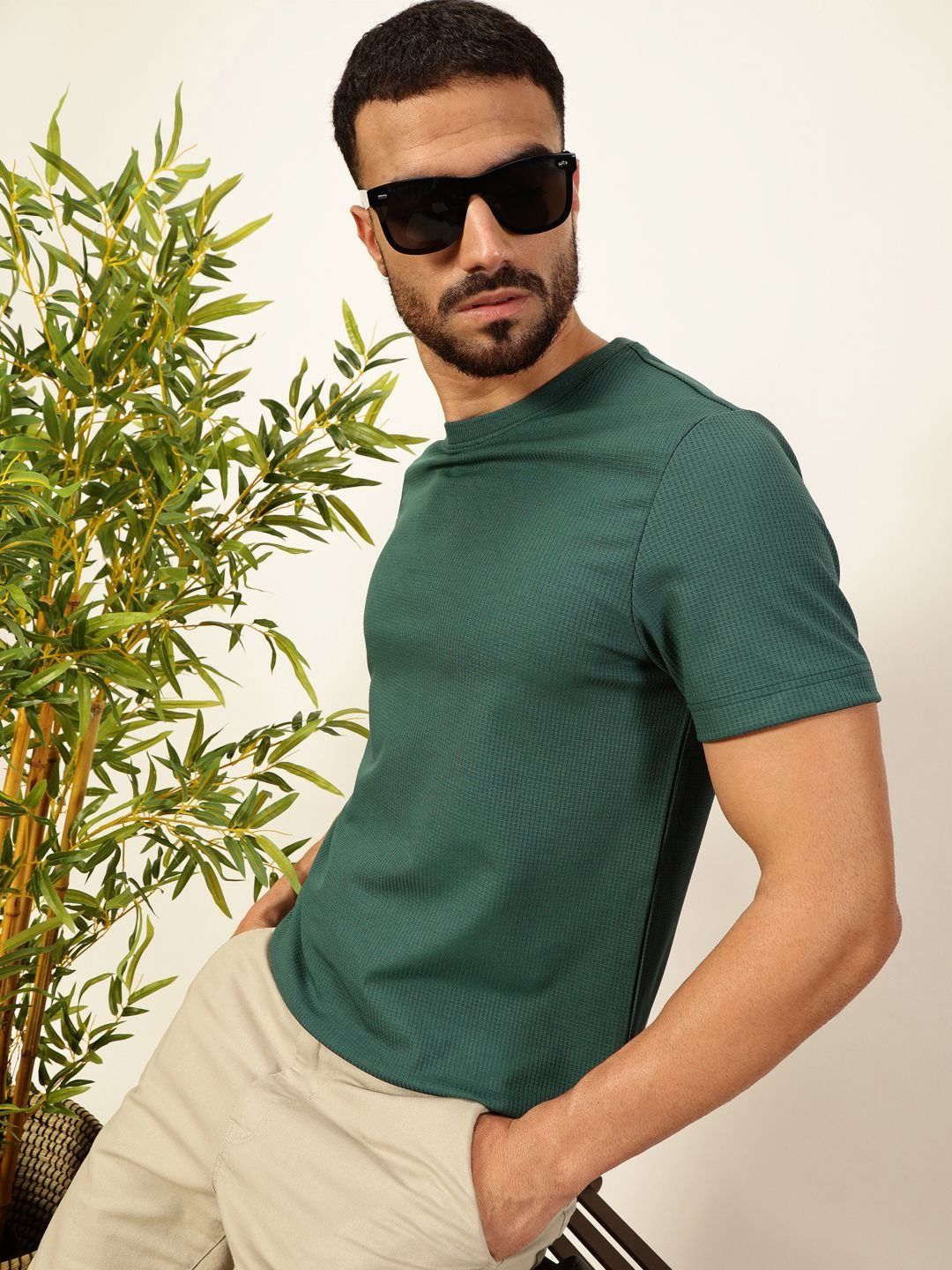 Thomas Scott Men Anti Odour Solid Round Neck T-Shirt