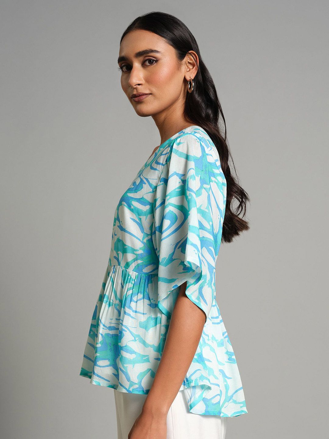 AND Floral Print Puff Sleeve Peplum Top