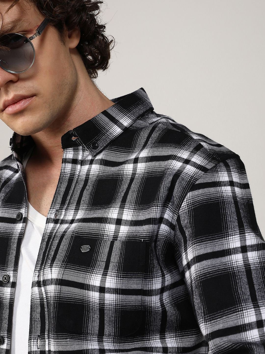 Campus Sutra Men Comfort Checked Casual Shirt