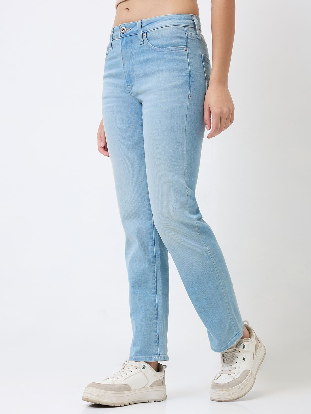SPYKAR Women Slim Fit Light Fade Jeans