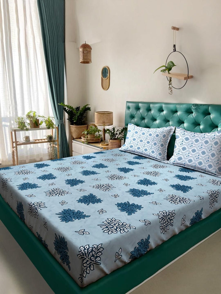 KLOTTHE Blue Floral 400 TC King Bedsheet with 2 Pillow Covers
