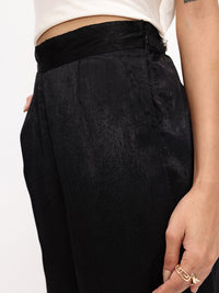 DressBerry Women Essential Pleated Flare Trousers