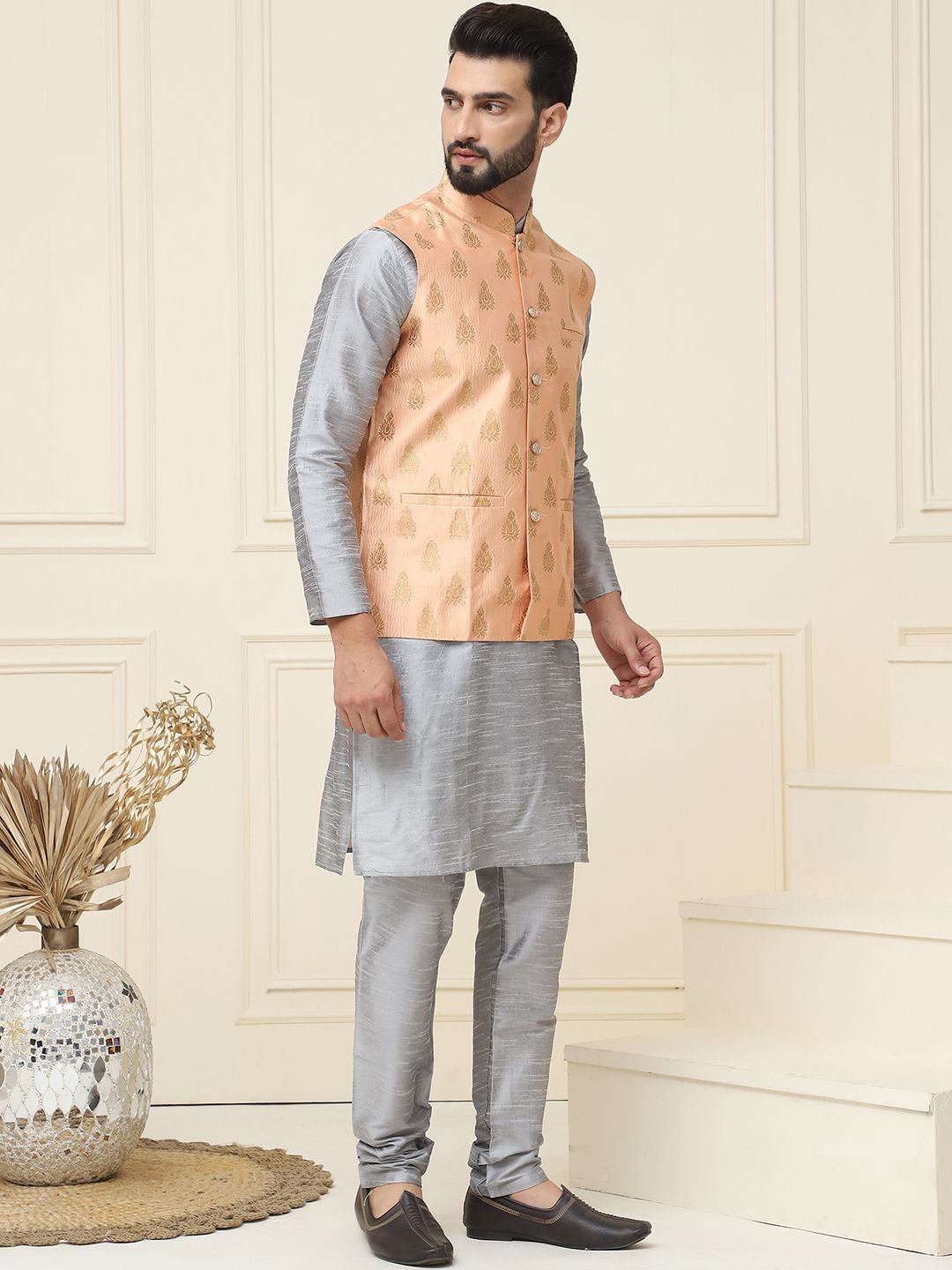 SOJANYA Mandarin Collar Kurta With Churidar & Nehru jacket