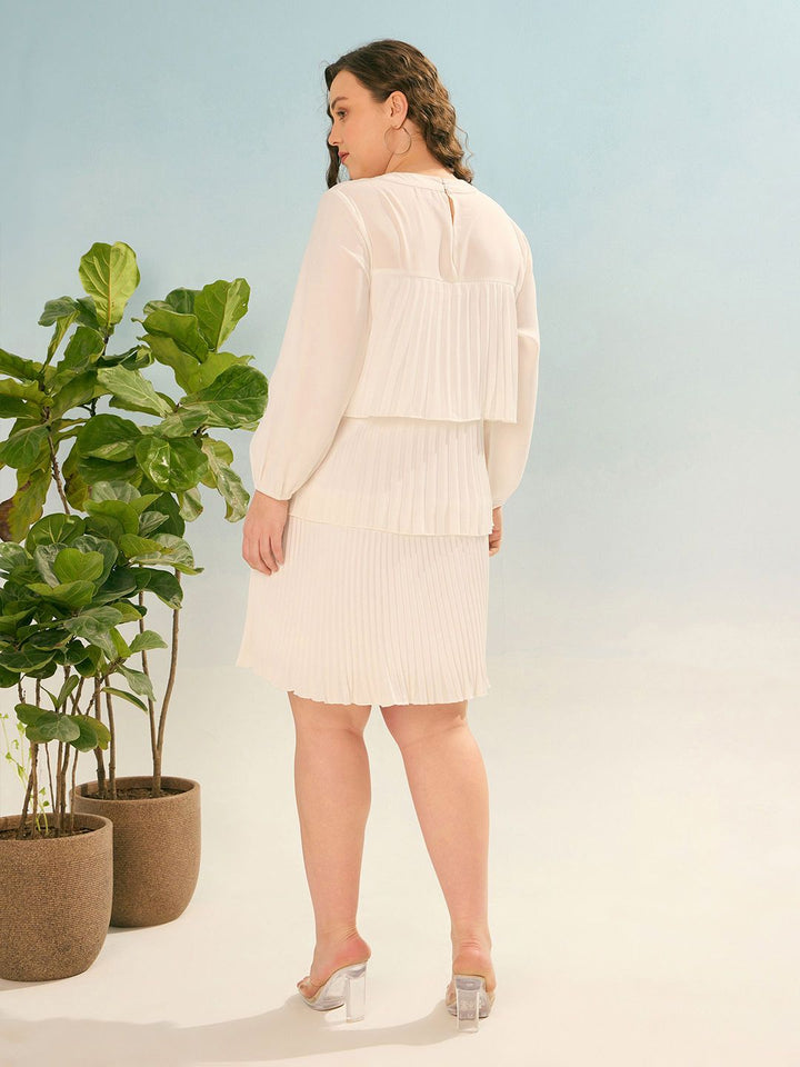 Sassafras Wanita Georgette Leher Bulat Fit & Flare Dress