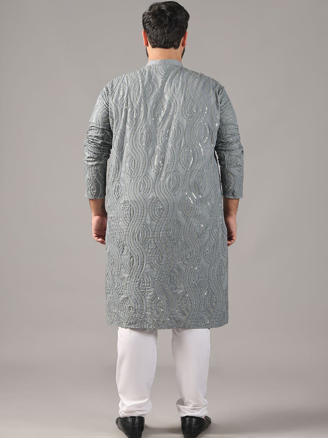 SOJANYA PLUS Plus Size Men Floral Embroidered Pure Cotton Straight Kurta & Pyjamas