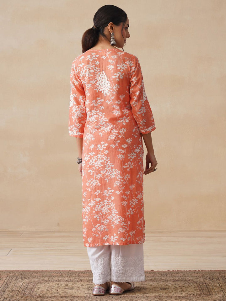 Rumah Wanita Chikankari Kurta Bersulam Mulmul Chikankari Jingga