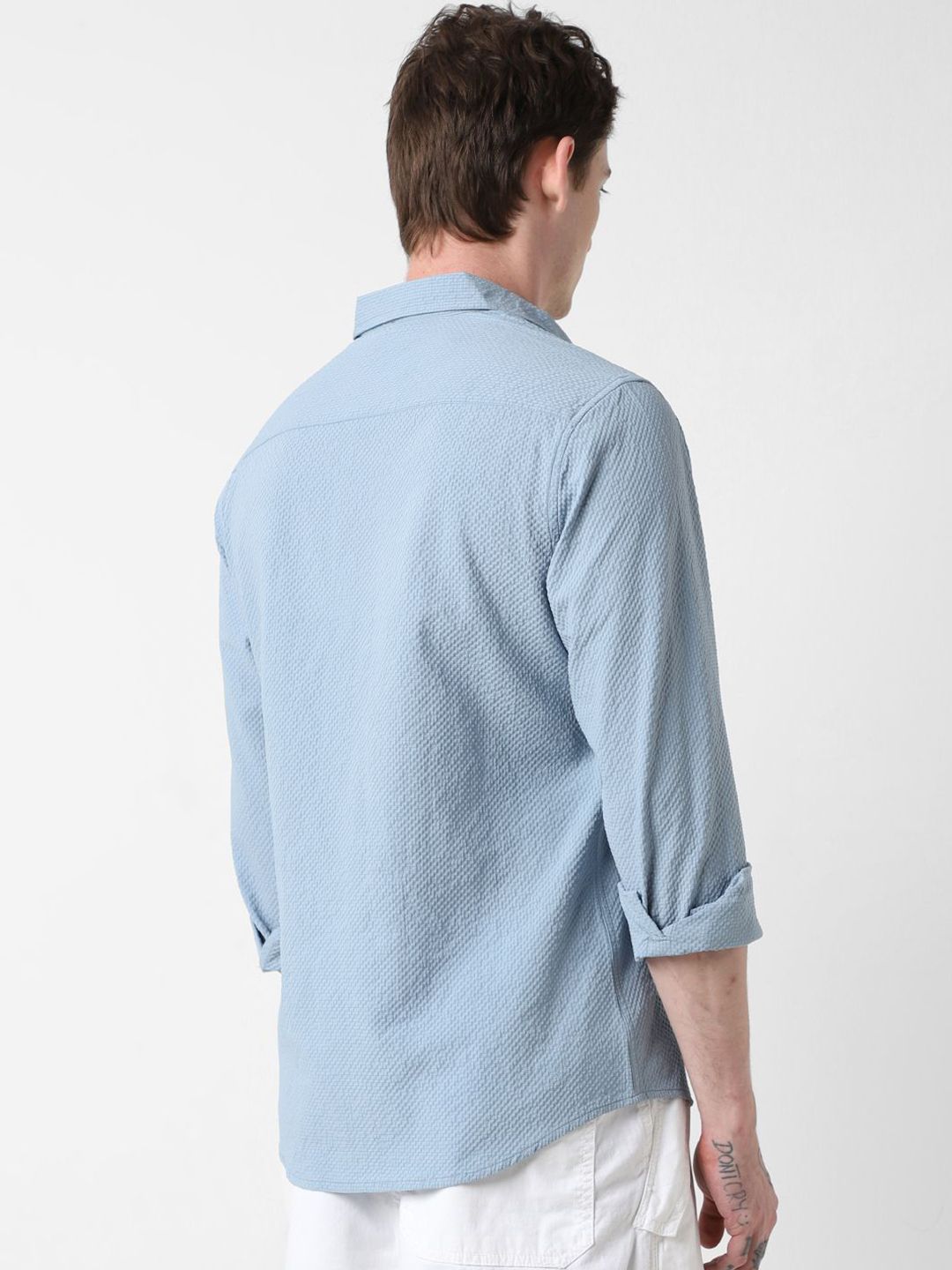 VASTRADO Men Classic Spread Collar Solid Slim Fit Casual Shirt